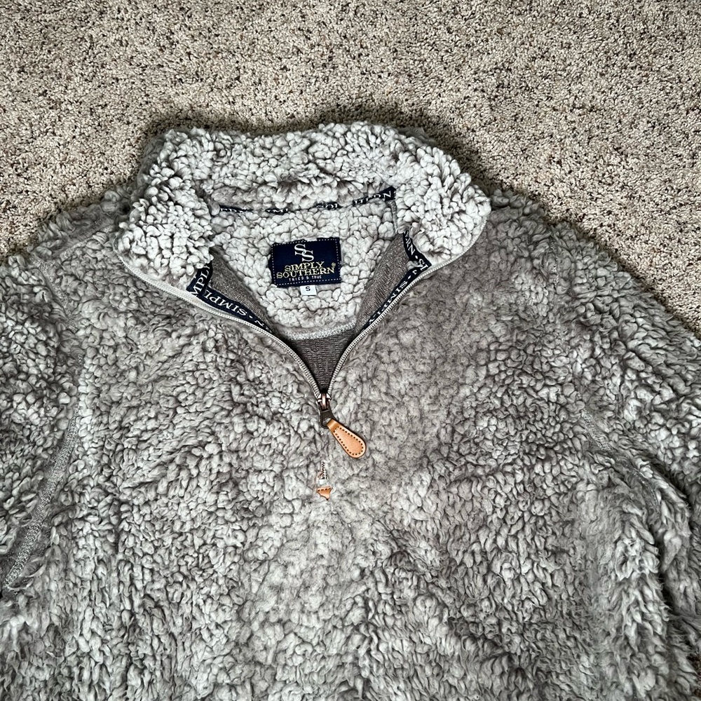 Simply southern Sherpa quarter zip fleece pullover size small gray.
